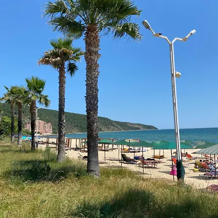 Andalusia A602 Elenite * Μπουργκάς