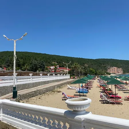 Andalusia A602 Elenite Апартаменты